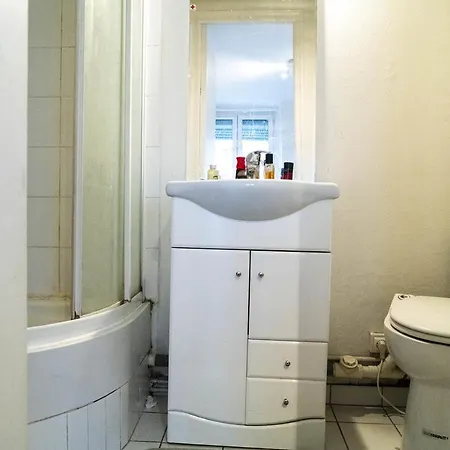 Hostnfly - Beautiful Cosy Apt Near Montparnasse Parigi